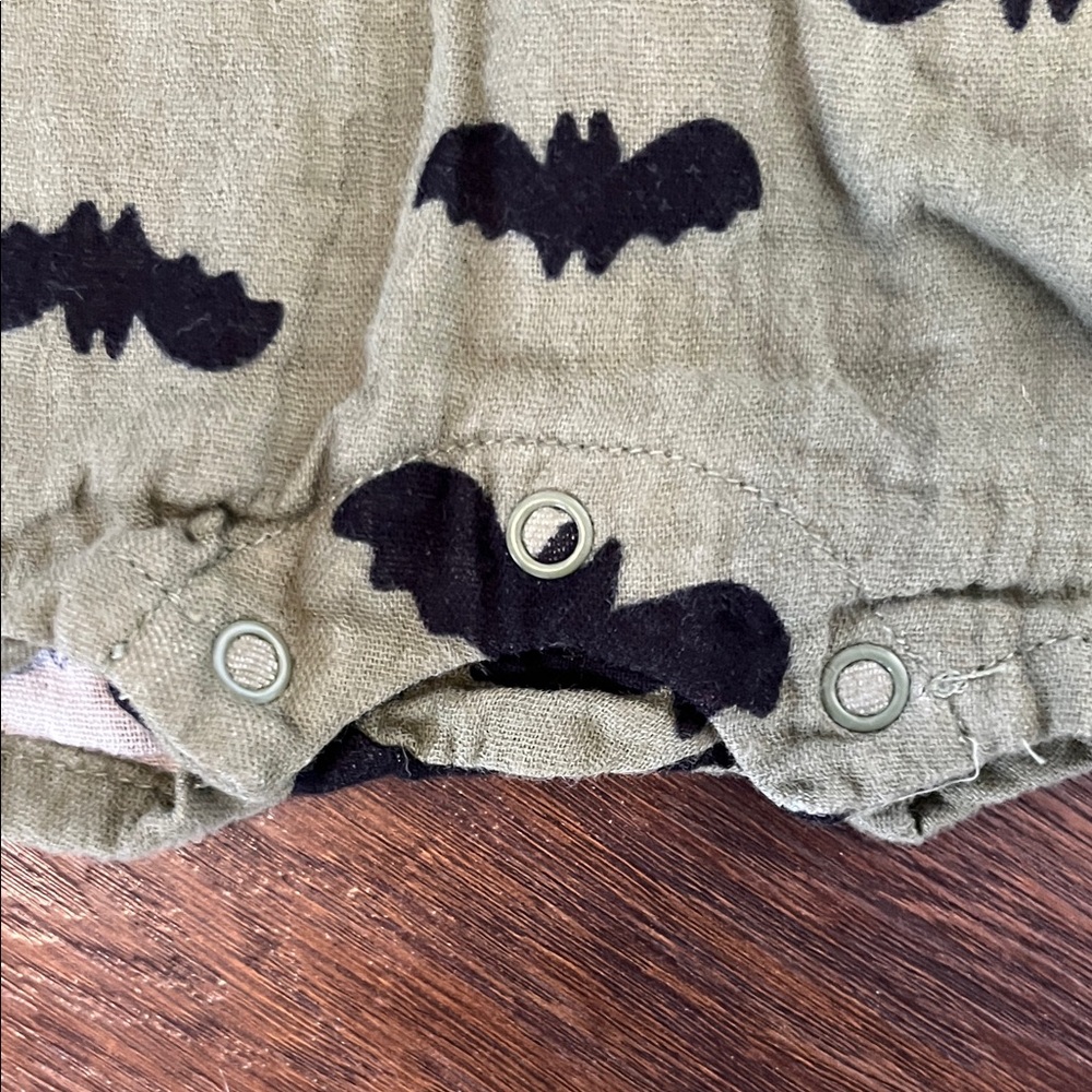 Green Baby Romper with Black Bat Print - Picture 6 of 6